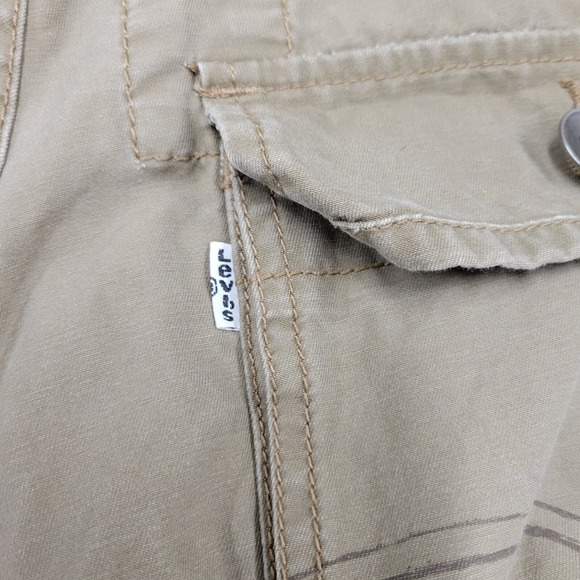 Levis 100% cotton brown cargo shorts men's 33‎ - Picture 4 of 4